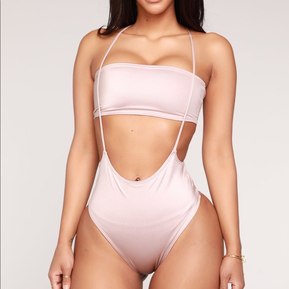 Suspender swimsuit